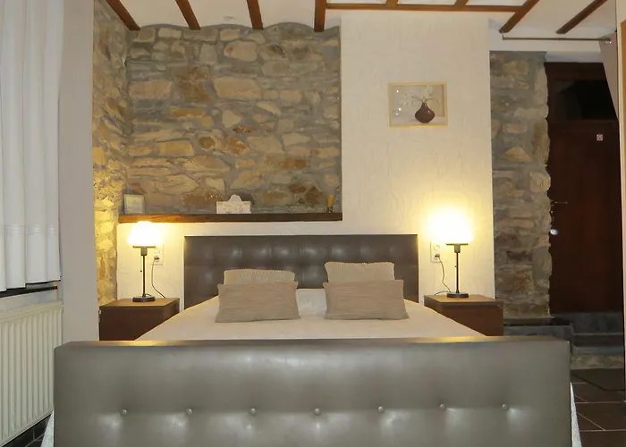 Nord Sud Bed & Breakfast Salmchâteau