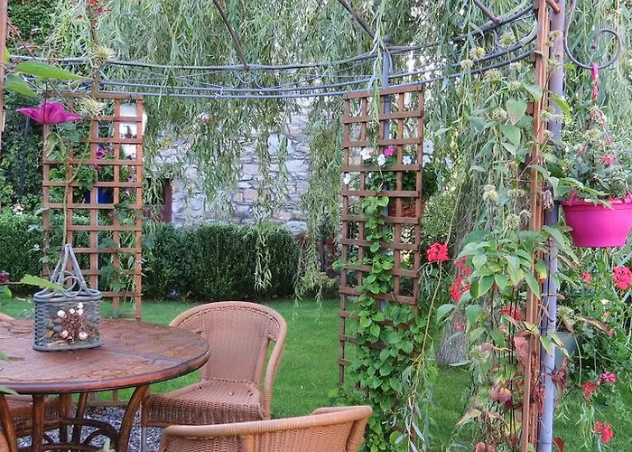 Nord Sud Bed & Breakfast Salmchâteau